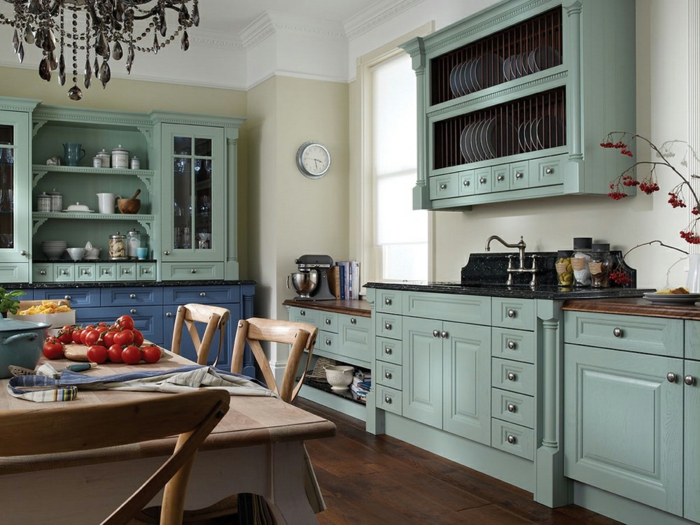 50年代风格的复古家具厨房柔和的蓝色厨房家具餐桌实木椅子