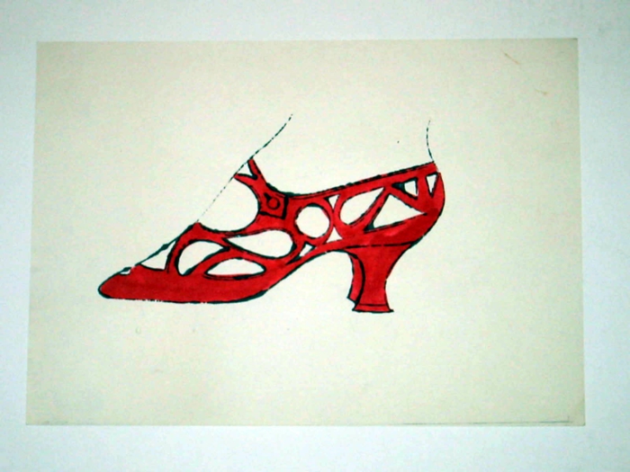 安迪·沃霍尔（Andy Warhol）创作50年来的第一批艺术鞋