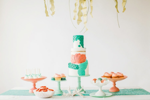 Ariel sirène mariage décor merstöckig gâteau de mariage
