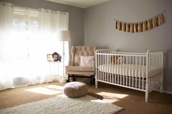 Babykamer ontwerp deco ideeën gordijnen luchtig