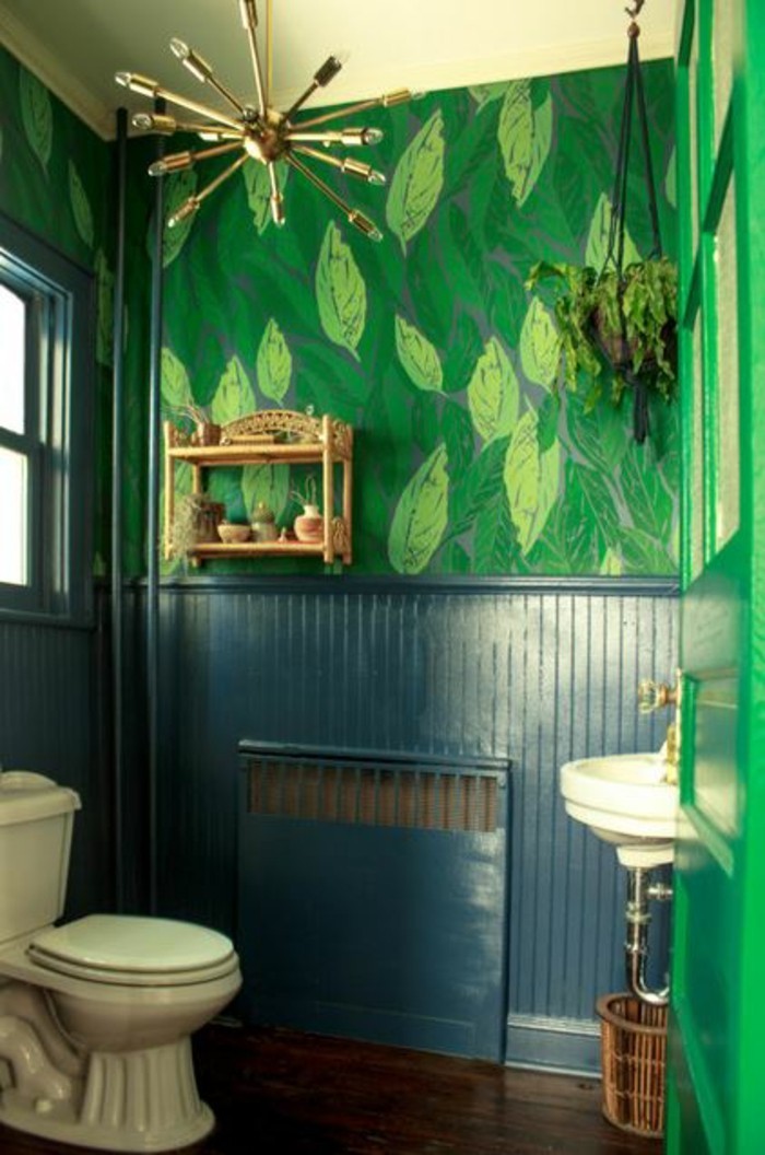 kylpyhuone uudelleensuunnittelu seinän muotoilu sininen vihreä