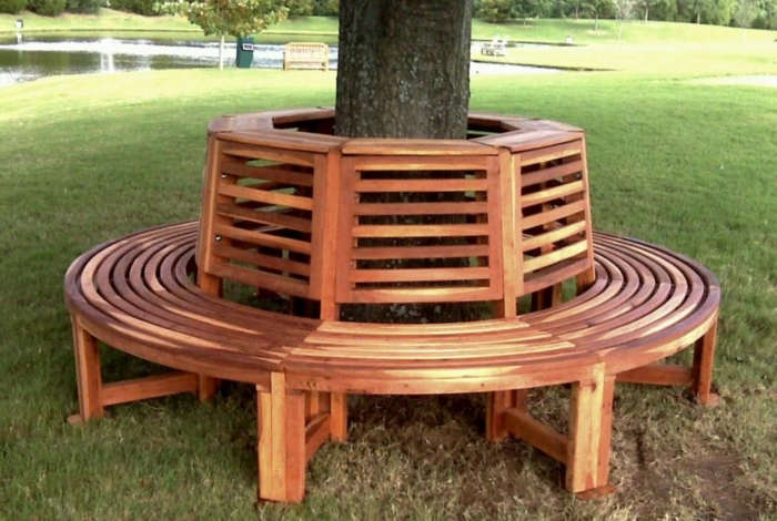Tree bench redwood round