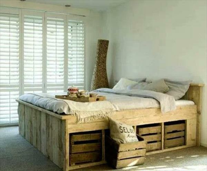 Cama de palet sofá hecha de paletas cama muebles hechos de palets juntos