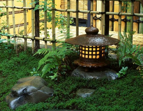 Cool градина декорация водно растение камъни зелено