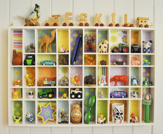Cool toy shelf ideas niños figuras de juguetes juguetes