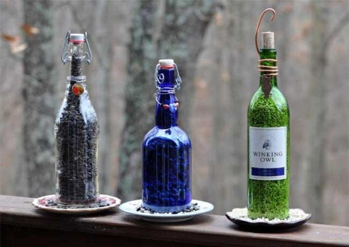 Faire des idées bricolage avec des bouteilles en verre artisanat idées décoration de fenêtre