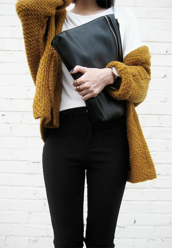 Damessweater actuele modetrends 2016 gebreide vest geel