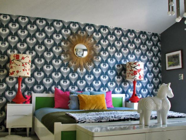 غرفة نوم رخيصة إعداد الأزرق وسادة الجدار الديكور خلفية