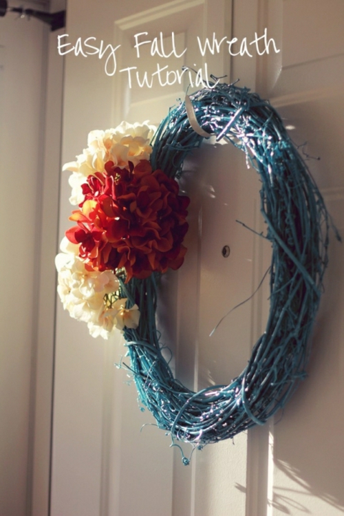 Dekoratyvinės idėjos namų rudens durų vainikas šiek tiek ovalo mėlyna