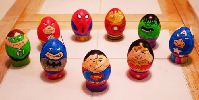 Τα αυγά αντιμετωπίζουν ζωγραφική δημιουργικό ανταγωνισμό εκλεκτά πασχαλινά αυγά