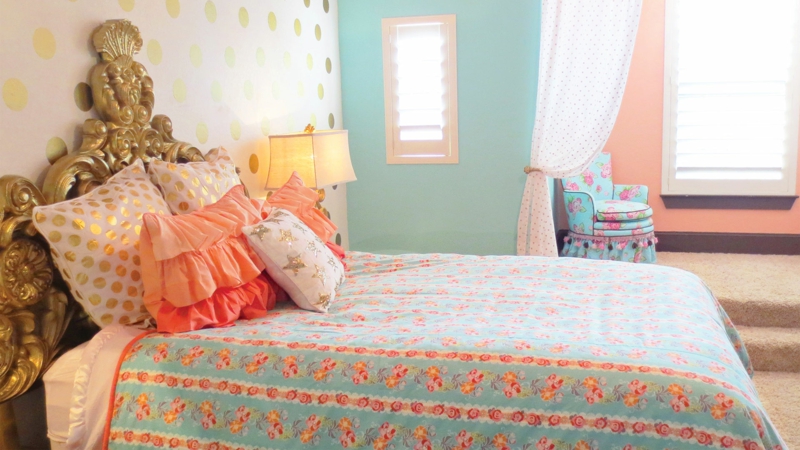 家具的想法苗圃设计女孩床上用品柔和的色彩