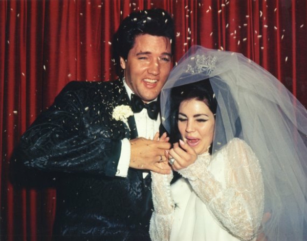 elvis Presley cv en bruiloft