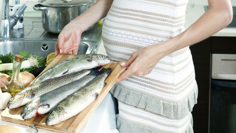 dieta de pescado ensalada de embarazo alimentación saludable