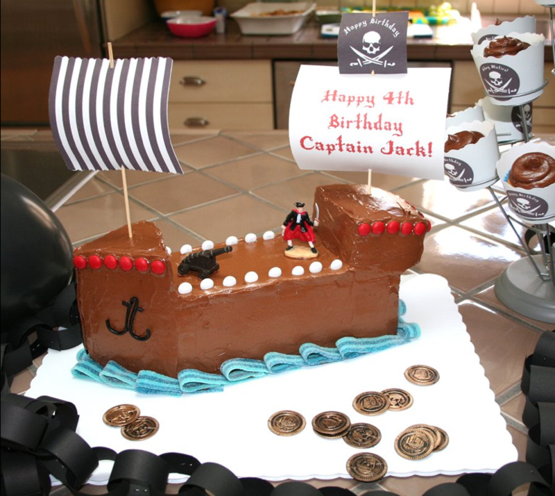 Narozeninové dorty Obrázky dětské narozeninové koláče loď