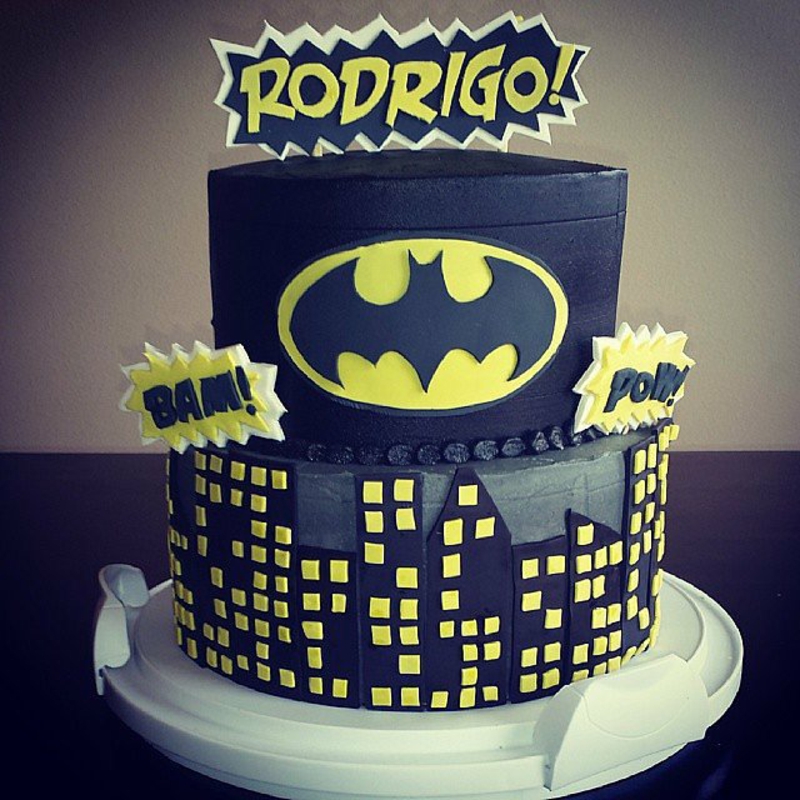 Gotham City Kindertort Fødselsdagskage Billeder Cake Decorating Ideas