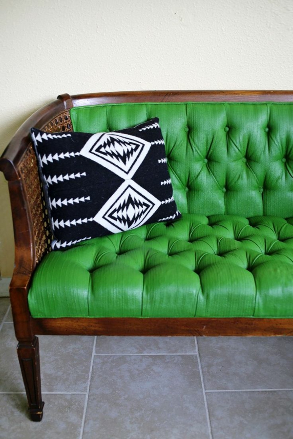 绿黑色白色坐垫沙发皮革内饰