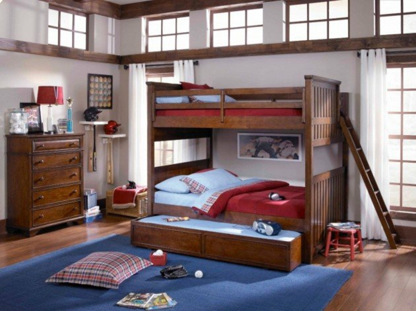 Κρεβατοκάμαρα στο παιδικό δωμάτιο από μασίφ ξύλο