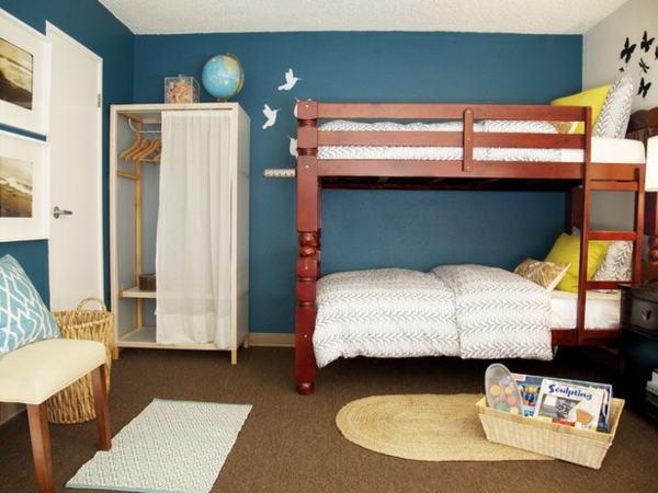 Κρεβατοκάμαρα στο χαλί των παιδιών δωμάτιο χρώματα μεγαλείο
