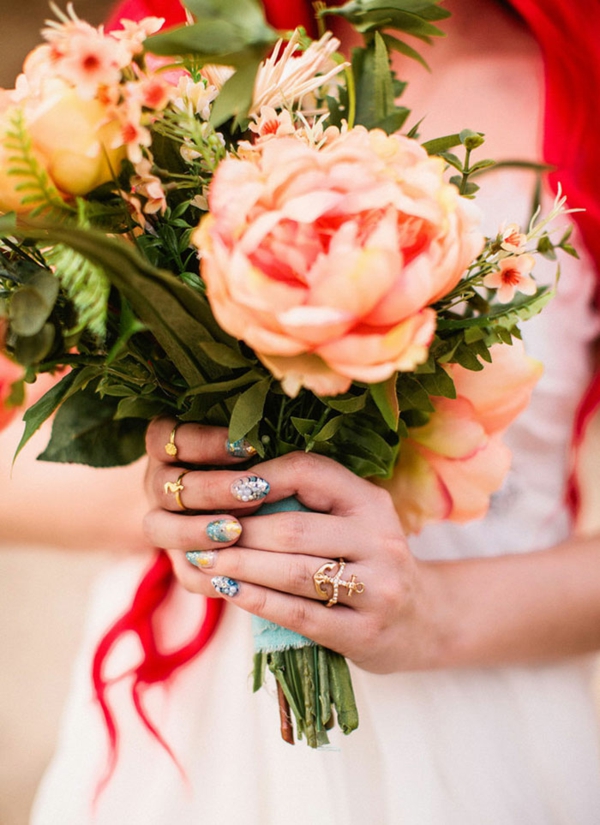 Сватбени украса идеи бижута маса декорация лак за нокти пръстен пръстени