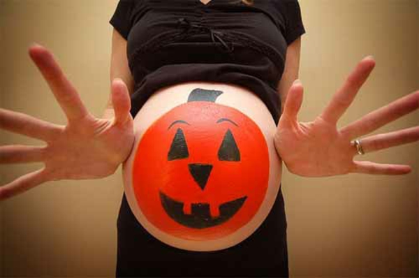 Φρίκη αποκριές εικόνες κοιλιά έγκυος τρόμος