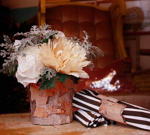 Intérieur avec écorce d'arbre - pots de fleurs design intérieur de table