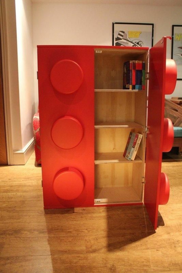 Chambre d'enfants dans le style LEGO mis en place en rouge