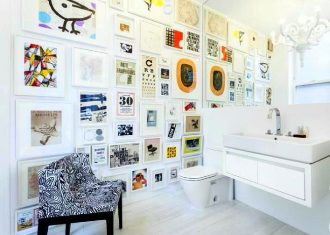 עיצוב חדר אמבטיה קטן עיצוב קיר עם תמונות