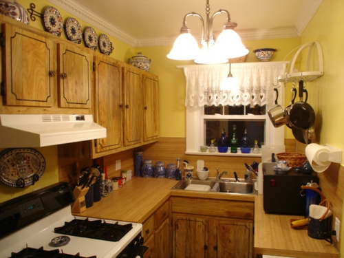 紧凑厨房家具木家具温暖ambiente水槽窗口