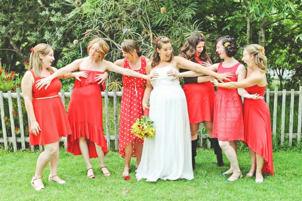 ενδιαφέρουσες φωτογραφίες γάμου ιδέες κόκκινα φορέματα