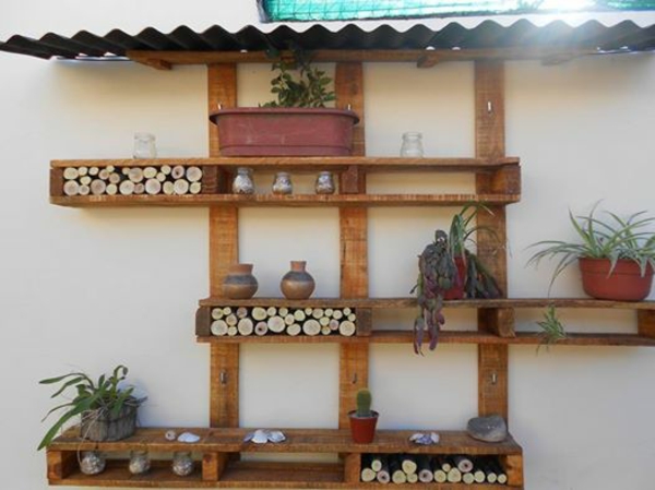DIY ιδέες παλέτες έπιπλα κήπου ευρωπαλέτα ράφια τοίχων