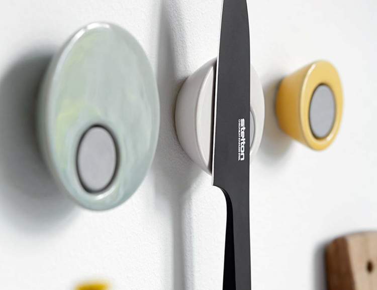Peilio magnetinė juosta: todėl jūs turite visus virtuvinius peilius