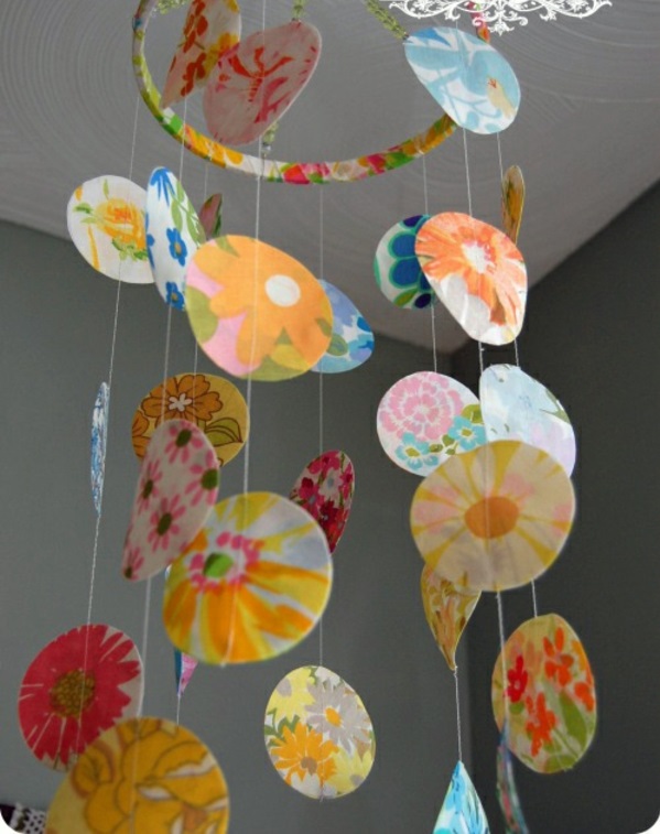 Mobilee cercles artisanaux balle papier coloré