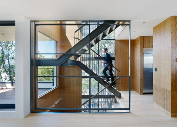 现代木楼梯玻璃栏杆金属栏杆楼梯