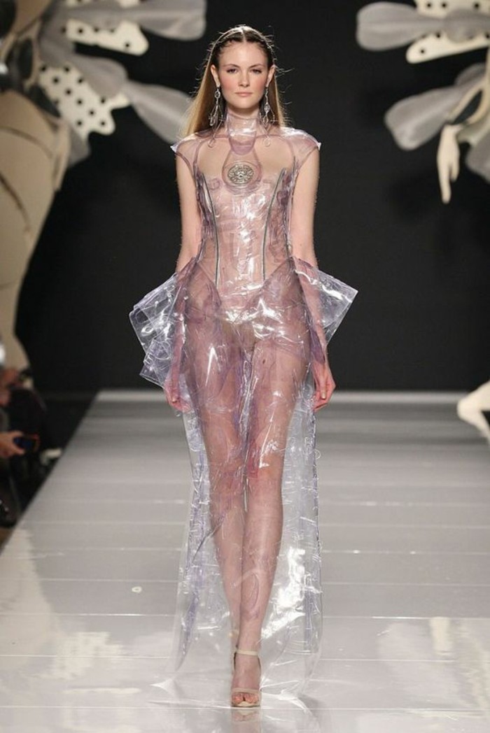 Tendances de mode robes transparentes haute couture