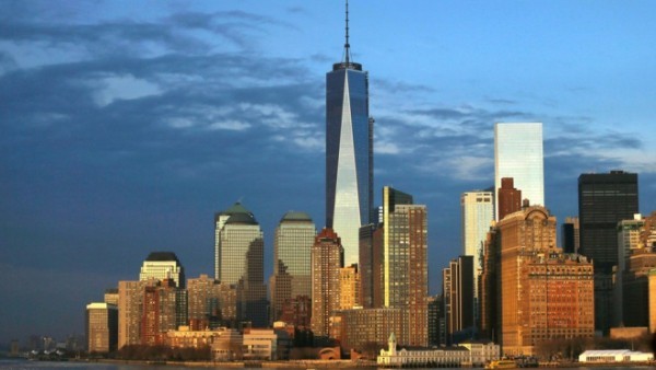 New York Ένα Παγκόσμιο Κέντρο Εμπορίου που επιβάλλει την αρχιτεκτονική