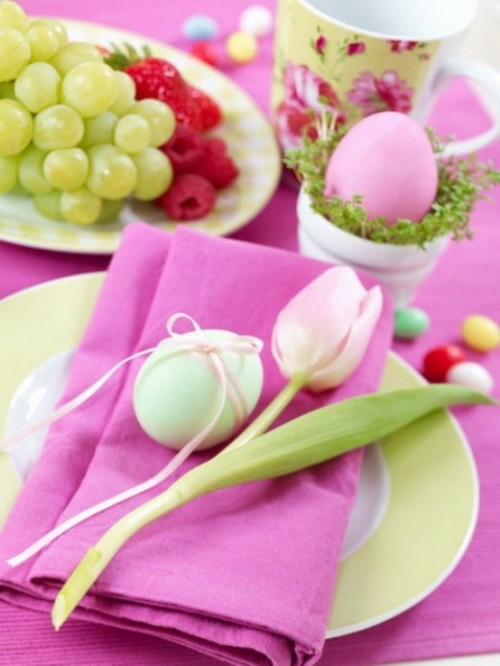 Décoration de Pâques Tulipes d'artisanat rose et violet