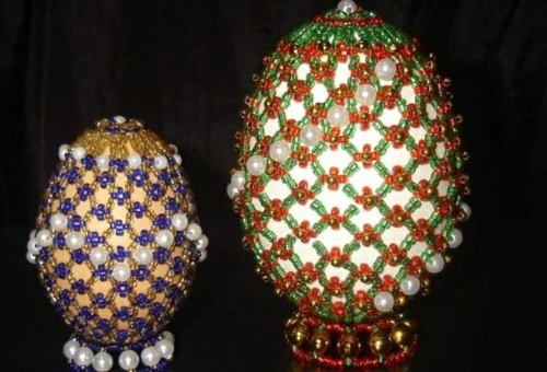 Πασχαλινά αυγά με μαργαριτάρια διακοσμημένα αρχικά κοσμήματα faberge