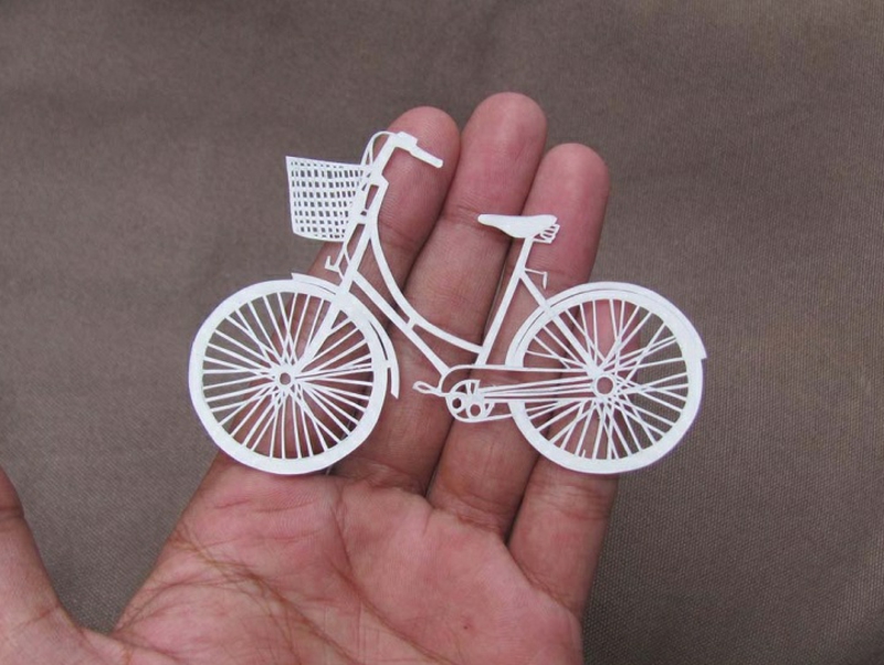 Parth Kothekar изкуство хартия велосипед