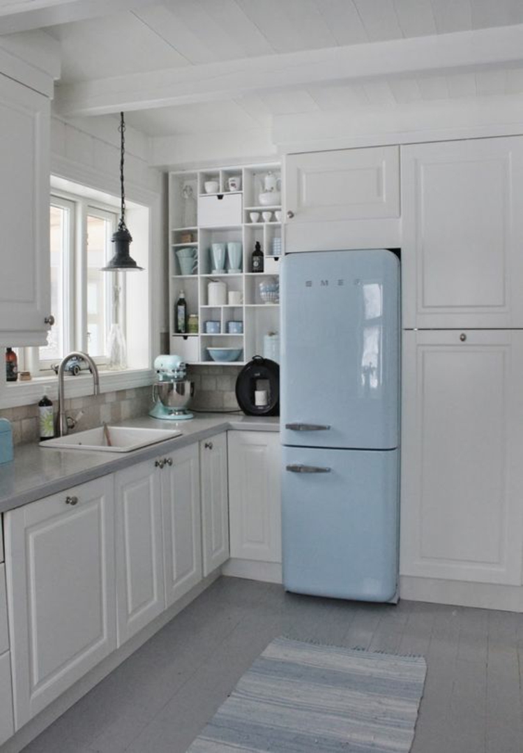 Retro frigider smeg lumina albastru idei de design bucatarie
