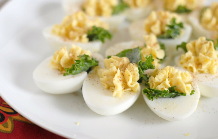 Recettes partie recettes de nourriture doigt œufs remplis de casse-croûte-