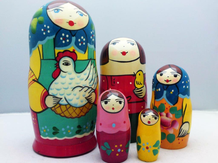 Rusų lėlės Rusijos matryoshka šeimos moterys Gaidys