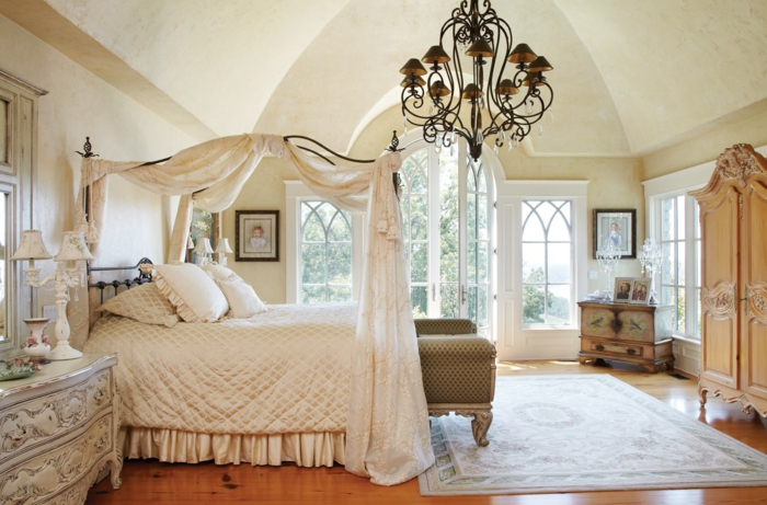 Bedroom furnishings Victorian style four poster bed
