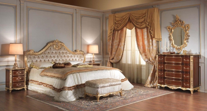 Bedroom furnishings include Victorian style bedroom curtains