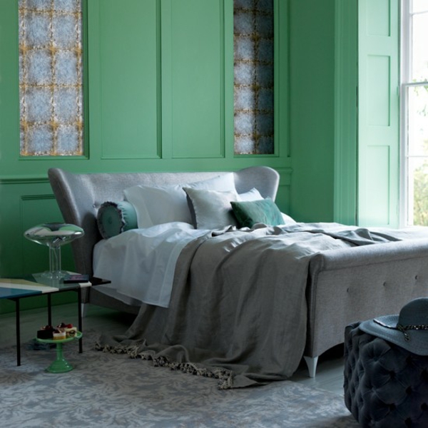 Soveværelse helt indrammet grøn tavle