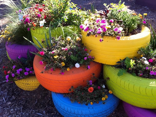 aros de jardinería de colores Decoración de jardín hecha en casa bricolaje