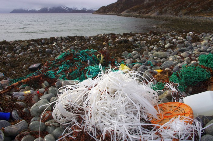 Oceanul Curățarea deșeurilor din plastic în deșeurile de plastic de mare
