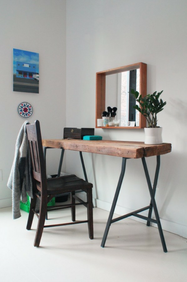 Table made of tree trunk wall mirror minimalist style