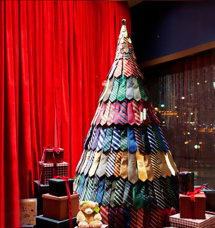 טינקר עץ חג המולד טינקר עניבות הפוך עץ חג המולד שלך