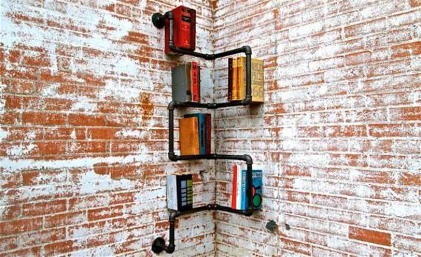جعل خزائن الكتب الصناعية نفسها تصميم جدار من الطوب