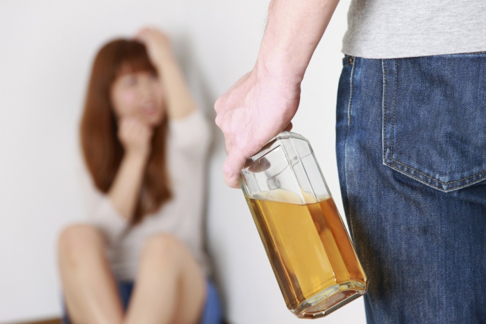 comportamiento agresivo en consejos alcohólicos